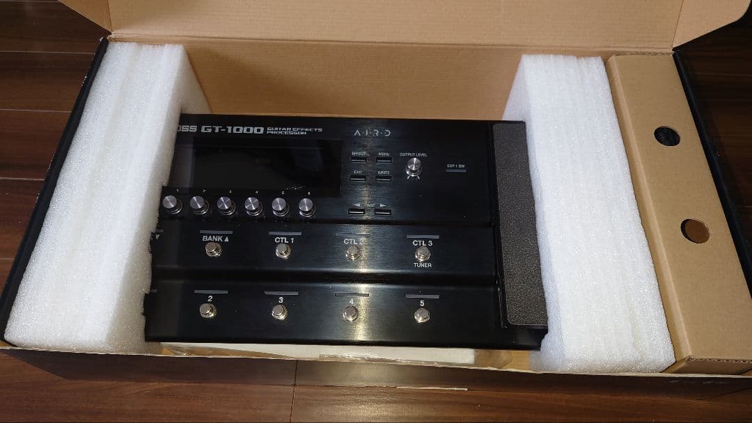 BOSS GT-1000 ギターエフェクター 【訳あり】