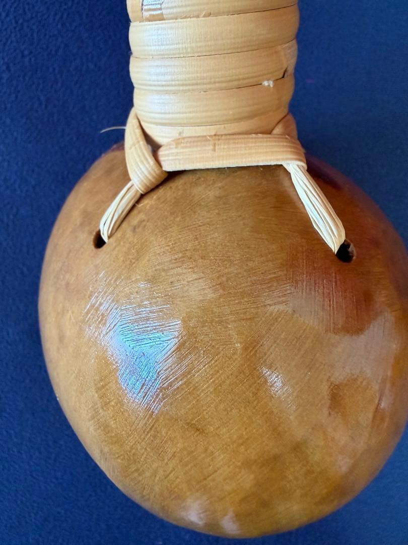 ウリウリ　ピンク　フラダンス　楽器