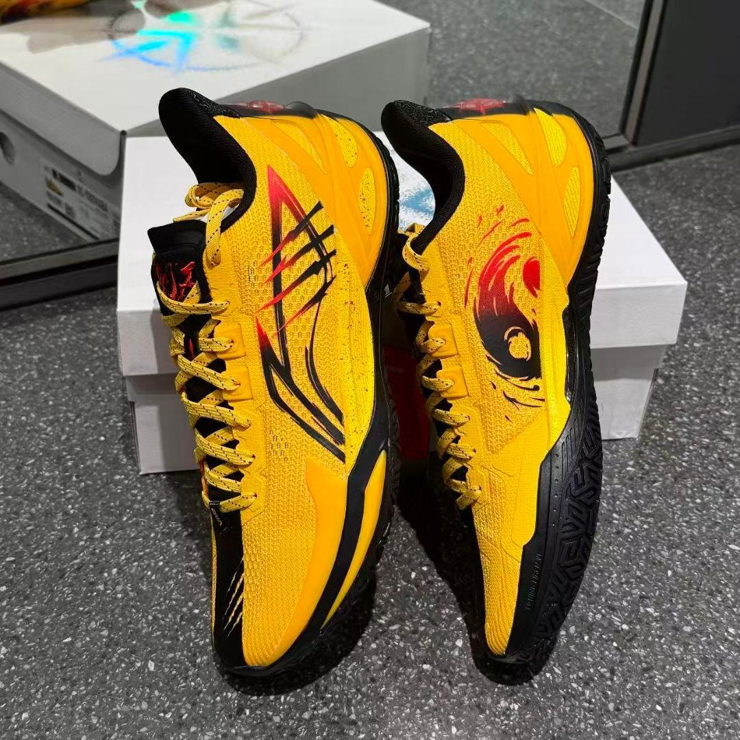 LI-NING LiRen 6 V2「Bruce Lee」リーニン バッシュ