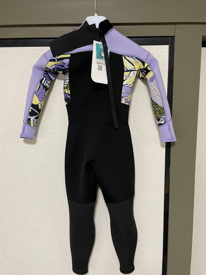 ロキシー　120cm 新品未使用　キッズ ウエットスーツ 2024モデル