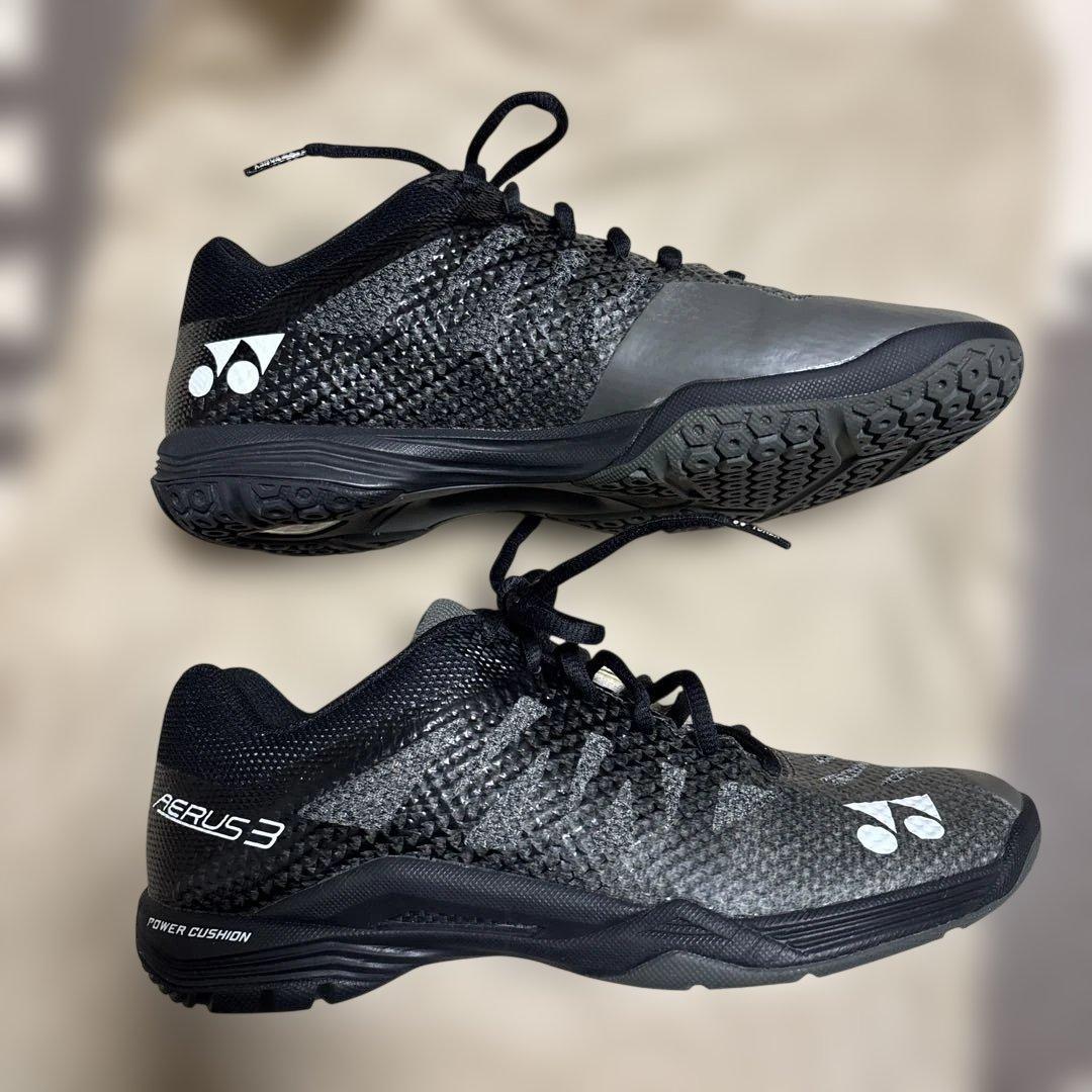 YONEX AERUS 3 ブラック バドミントンシューズパワークッション25