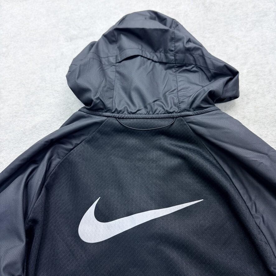 Sサイズ 新品 NIKE 撥水 ランニング フーディ マイラー