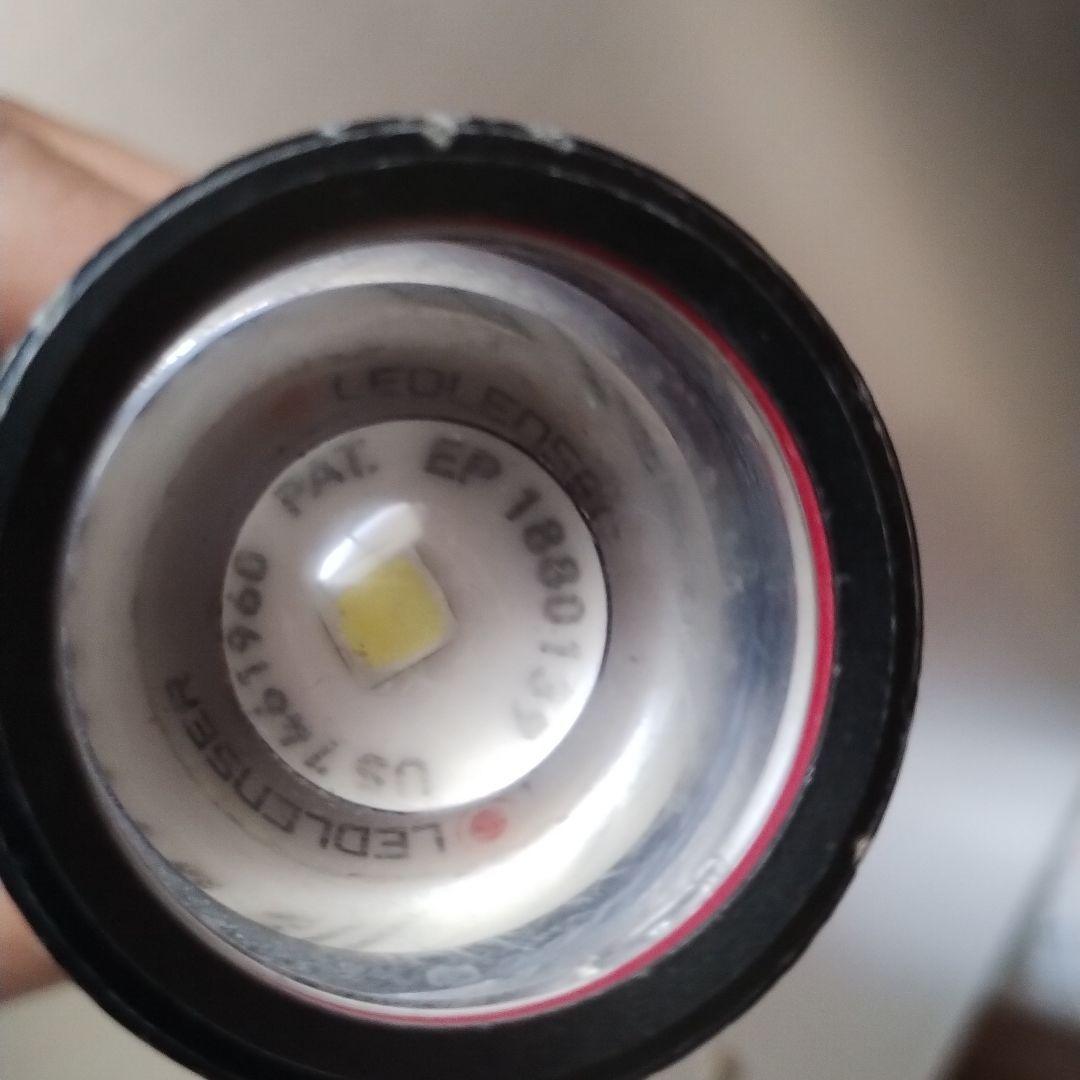 LEDLENSER P7R m7RX懐中電灯 充電器 ホルダー ケース付き