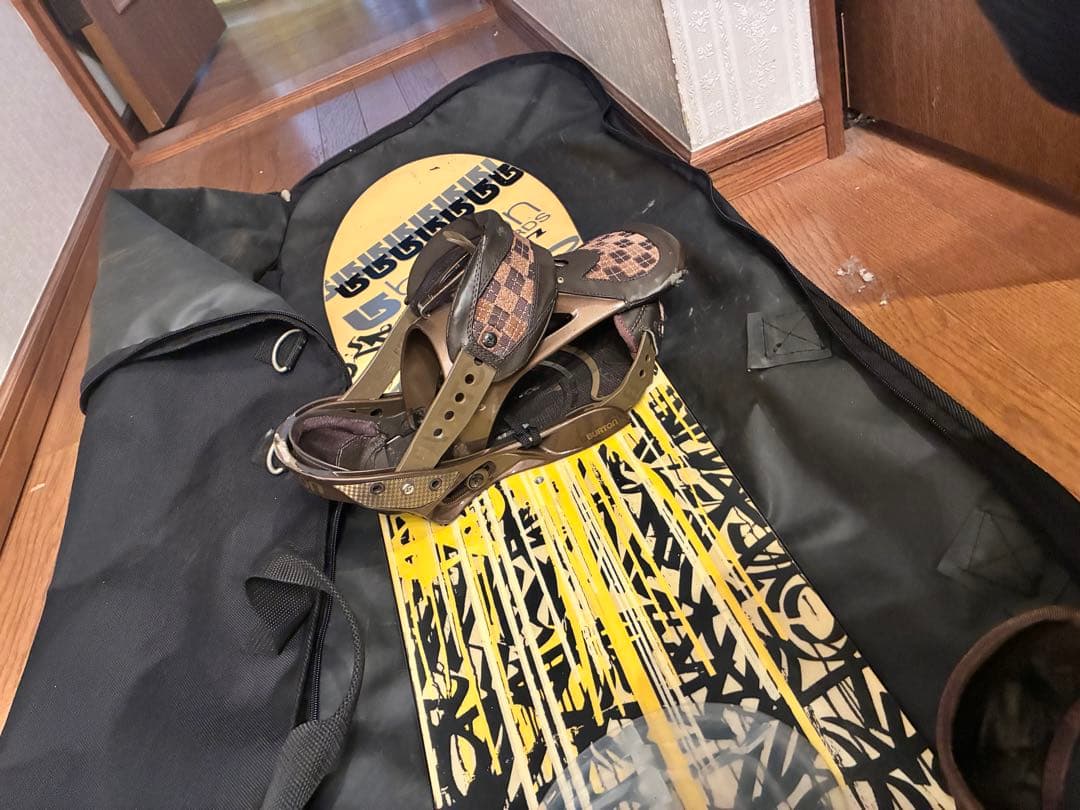 Burton Cartel バインディング