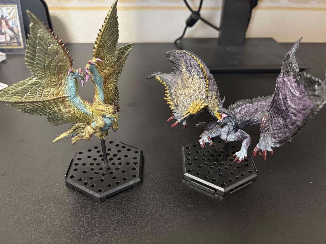 モンスターハンター フィギュア （ゴアマガラ、シャガルマガラ）　２体セット