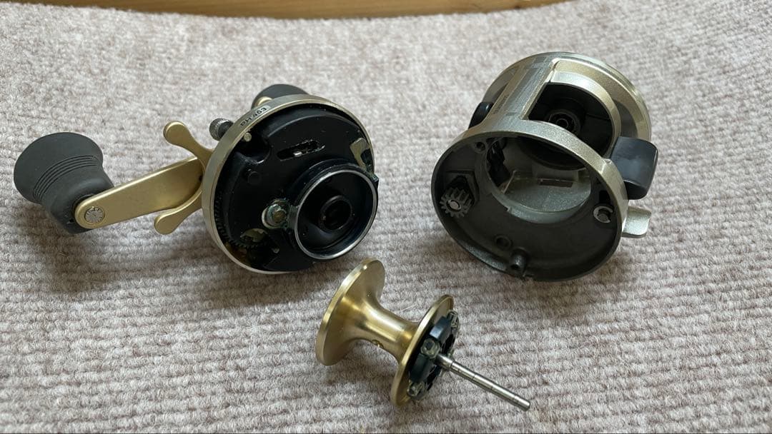 ア*☆様 SHIMANO 02AXIS 101 VERSION 2 リール