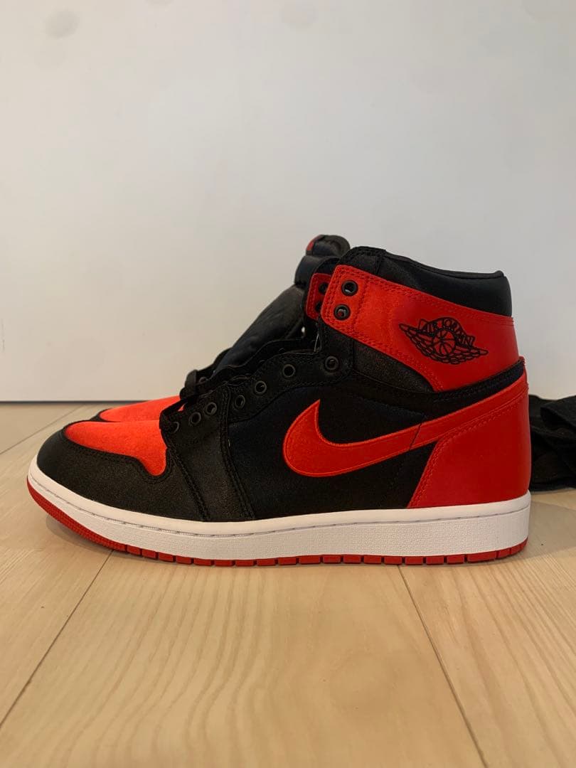 その他 Nike AirJordan1 RetroHighOG \"Satin Bred\"