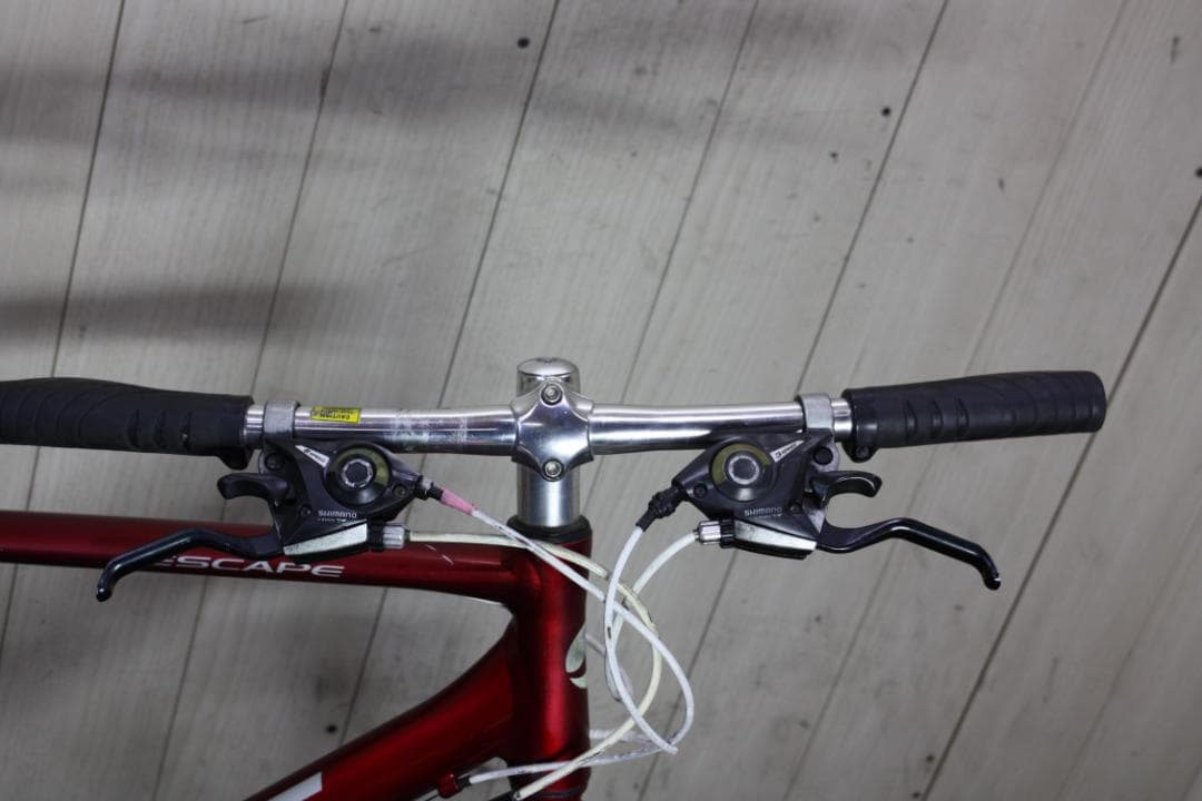 GIANT ESCAPE R3 700Cアルミ 24速 470mm REDクロス