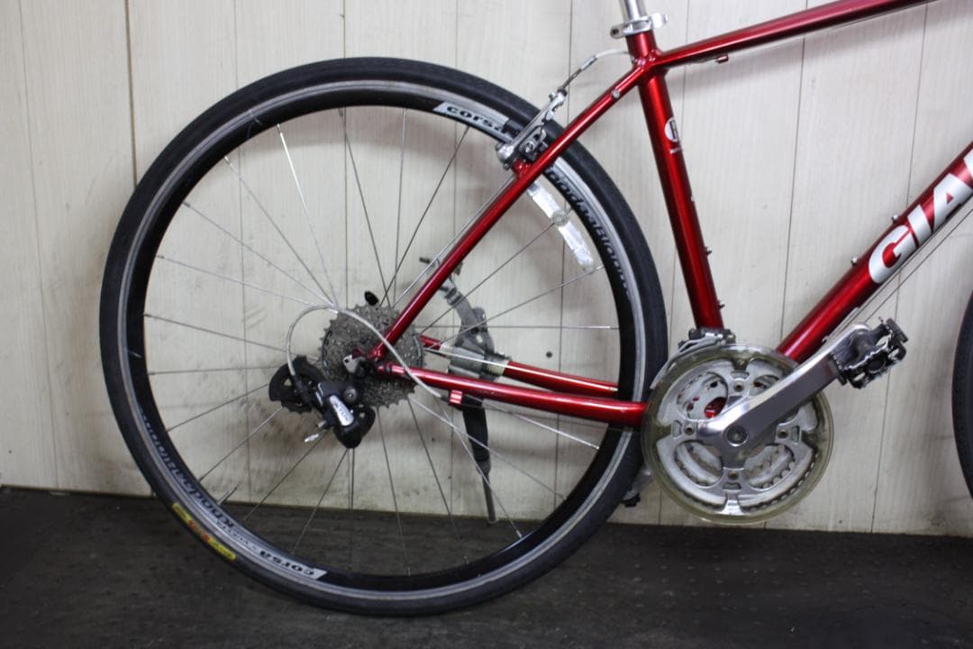 GIANT ESCAPE R3 700Cアルミ 24速 470mm REDクロス