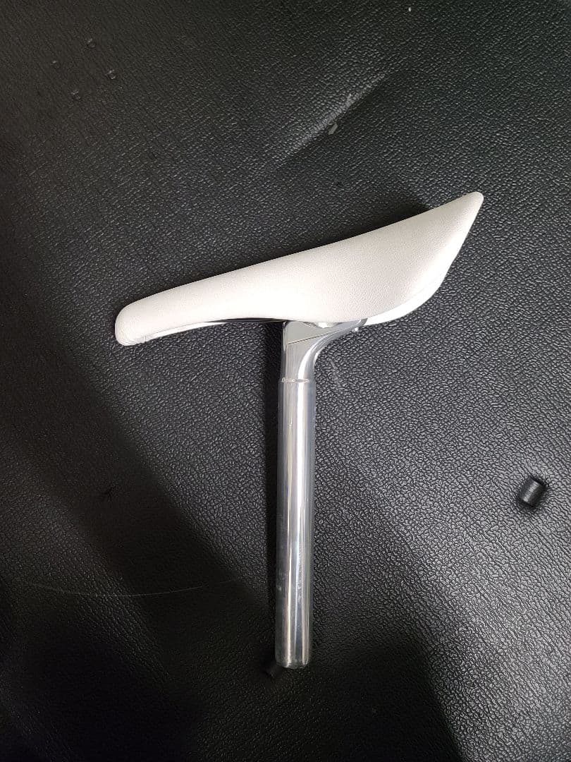 【NJS】競輪サドル・シートポスト セット　 FIVE GOLD FG-8P