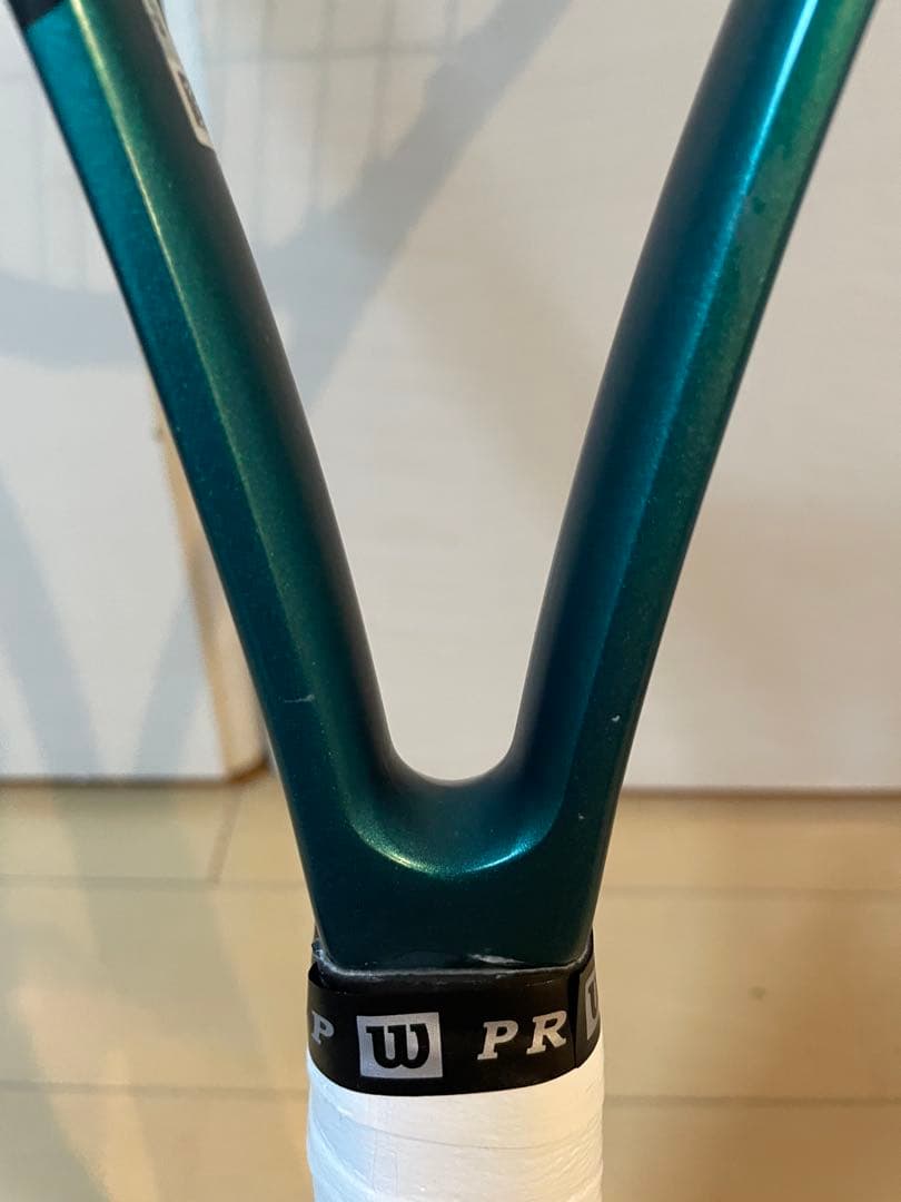 Wilson BLADE 100 V9 16×19 グリップ2
