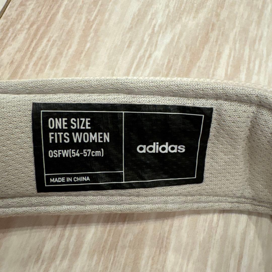 adidas レディース　トップス　バイザー　ニット帽　最終SALEです！