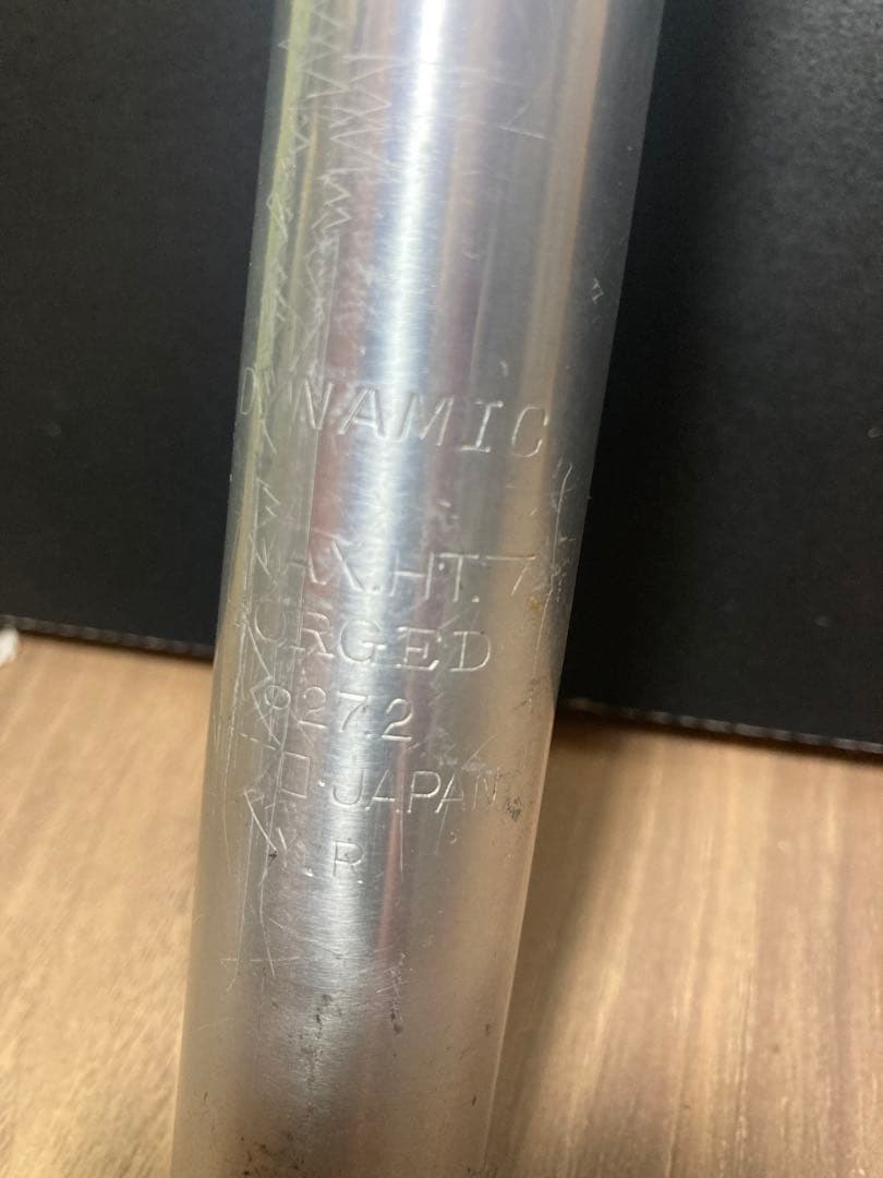 日東　Dynamic 626 シートポスト シルバー 27.2ミリ
