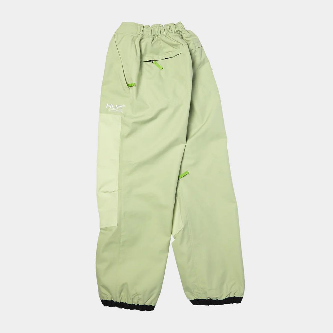 NEWモデル　686 HUFコラボ　スノーボードウェア上下　ジャケット&パンツ