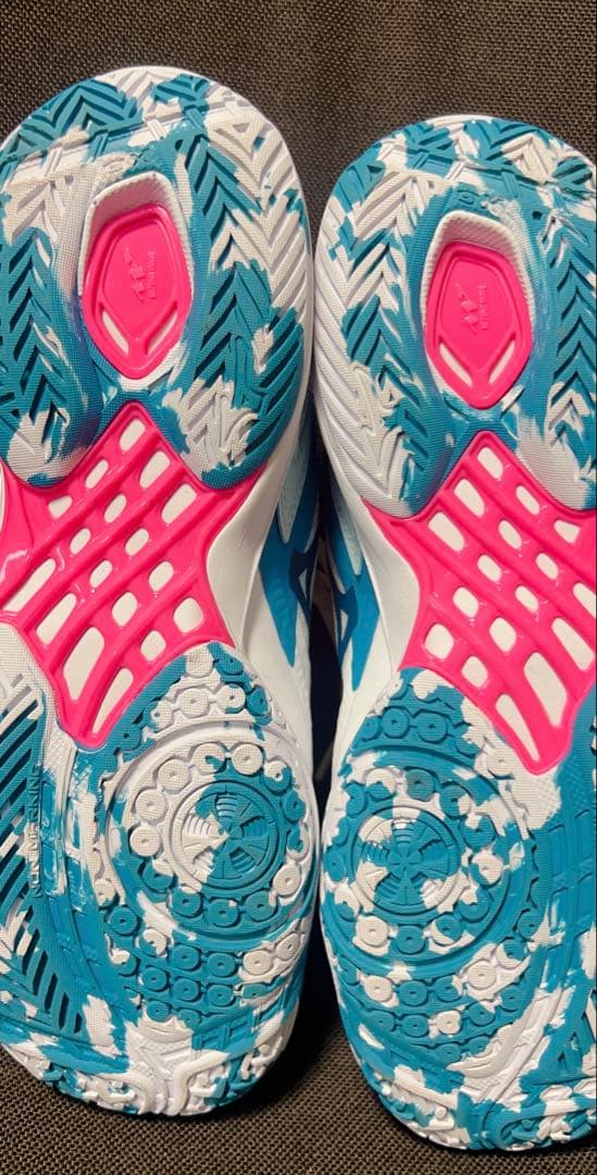 値下げ！Mizuno バドミントンシューズ 23.5cm ホワイト/ブルー