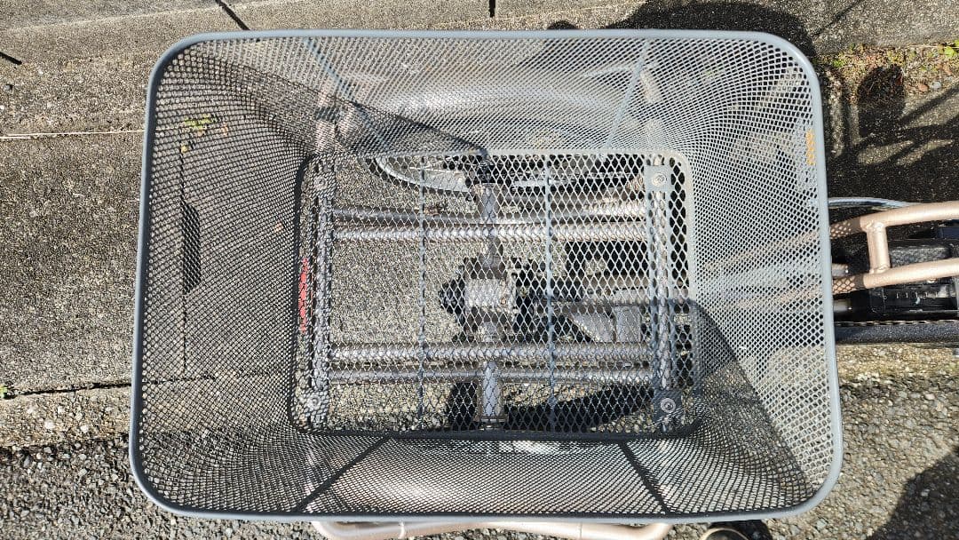 電動アシスト三輪車 シルバー メッシュバスケット付き