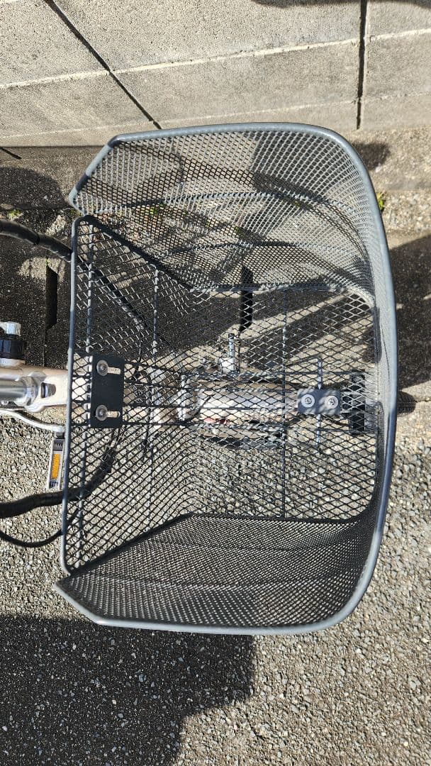 電動アシスト三輪車 シルバー メッシュバスケット付き