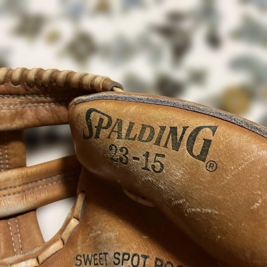 キャッチャーミット　SPALDING23-15 プロフェッショナルモデル　球付き