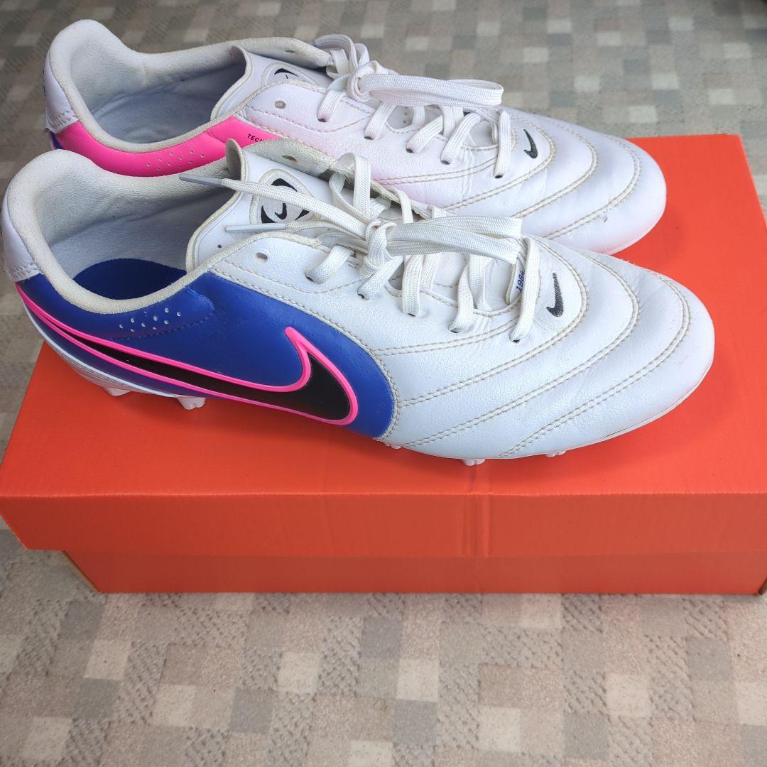 Nike サッカーシューズ ティエンポ リゲラプロ HG