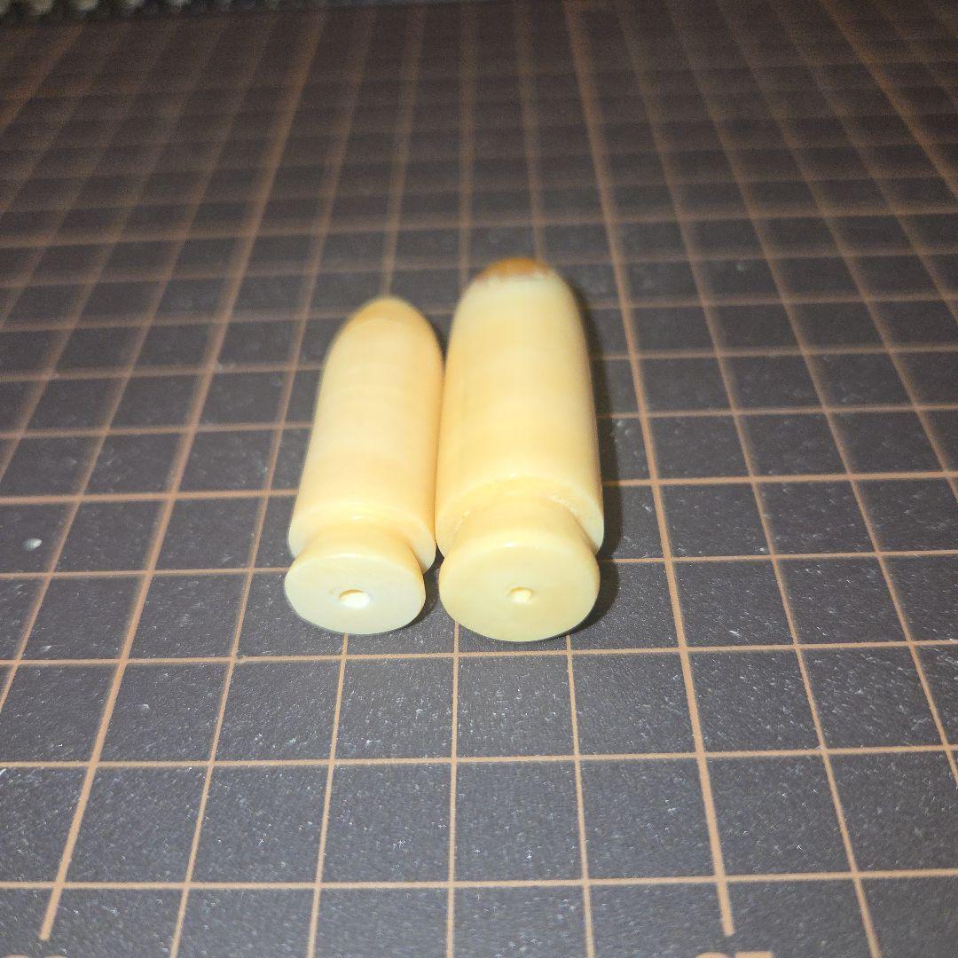 ハードルアー 2個セット ベージュ 約6cmと約5cm