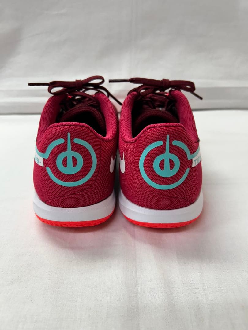 ☆【美品】NIKE TIEMPO フットサルシューズ サイズ 25.5cm