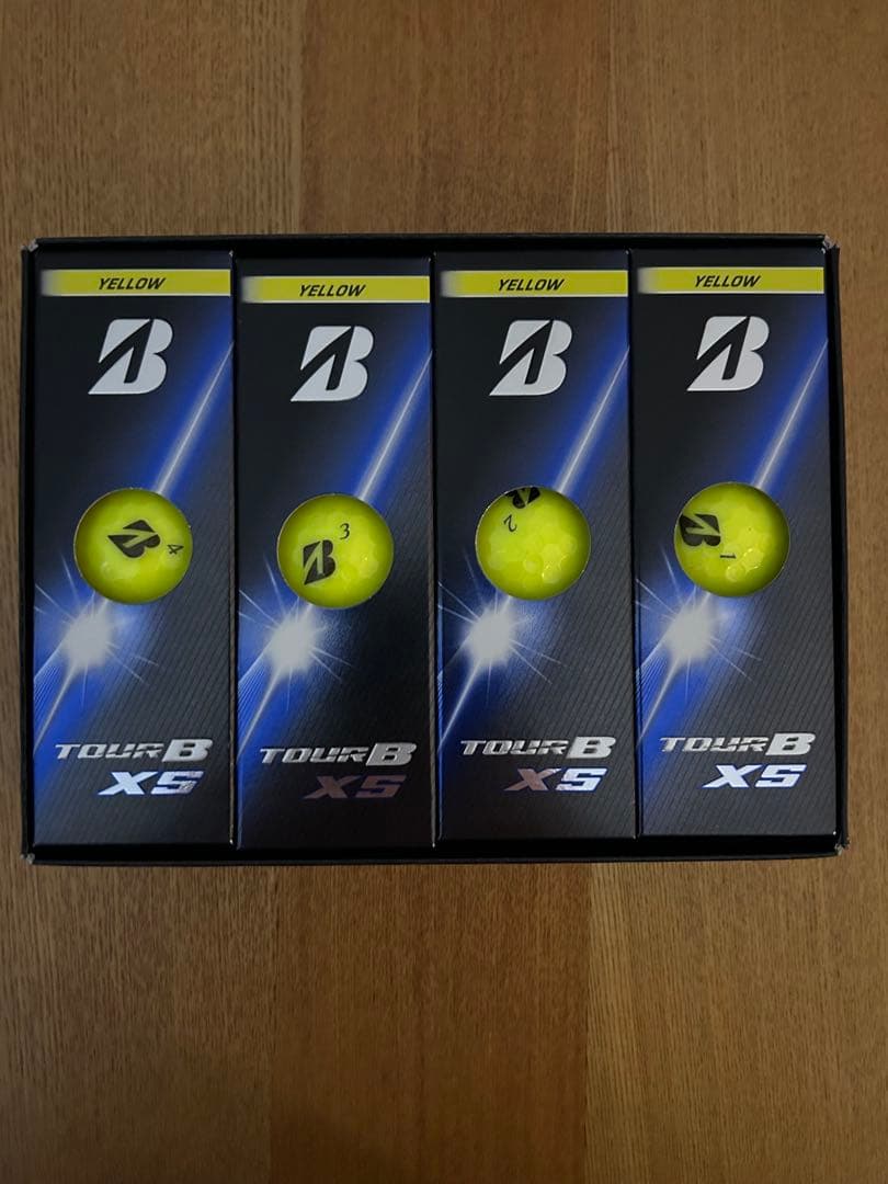 ブリヂストンTOUR BXSゴルフボール26年モデル イエロー4ダース新品未使用