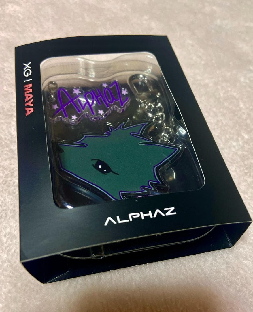 ALPHAZ限定　アクリルキーホルダー MAYA　XG