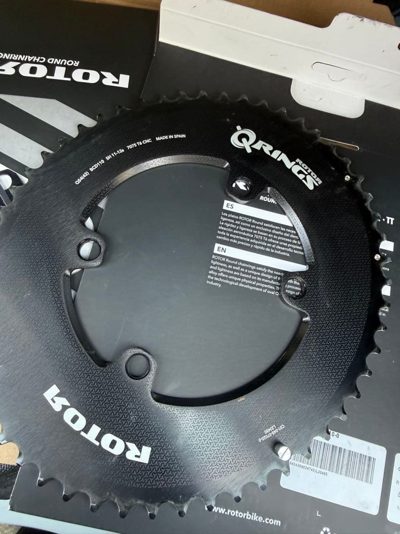 ROTOR ROUND CHAINRINGS 110BCD / 11-12速対応