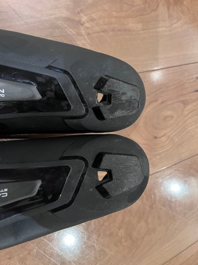 シマノ ロードシューズ RC7 ブラック SH-RC703 42インチ 元箱あり
