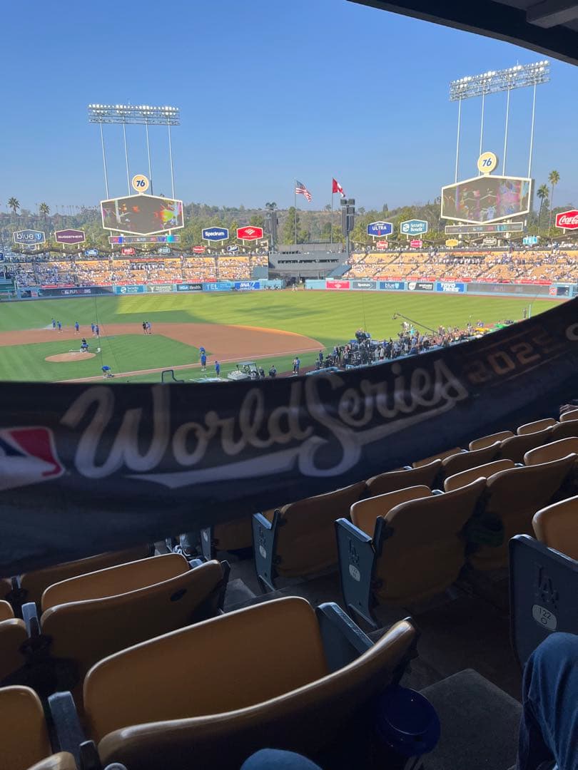 ドジャース　2025年　ワールドシリーズ　記念スカーフ　【来場者配布品】