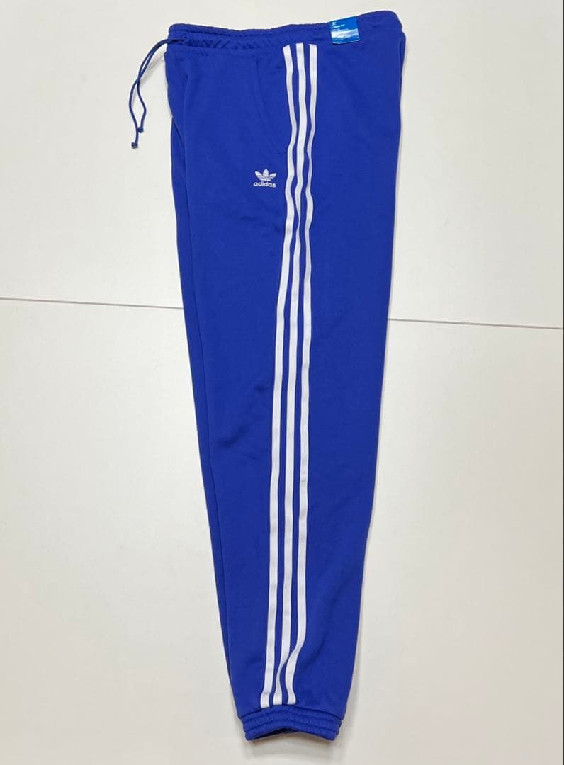 adidas ルーズフィット ジョガーパンツ　ブルー　青　3本線　スウェット