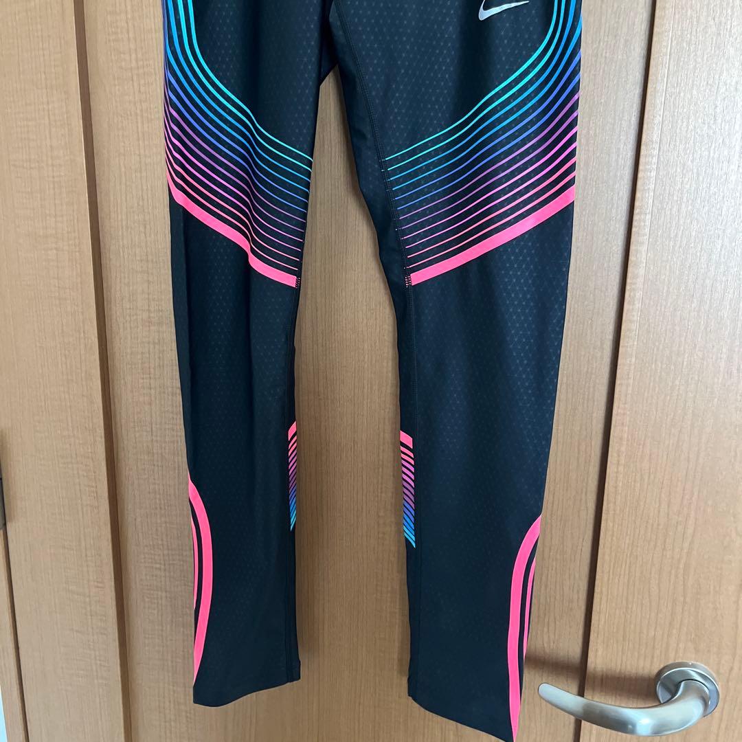 NIKE ナイキ　レディース　レギンス　タイツ　スパッツ　レインボー　M