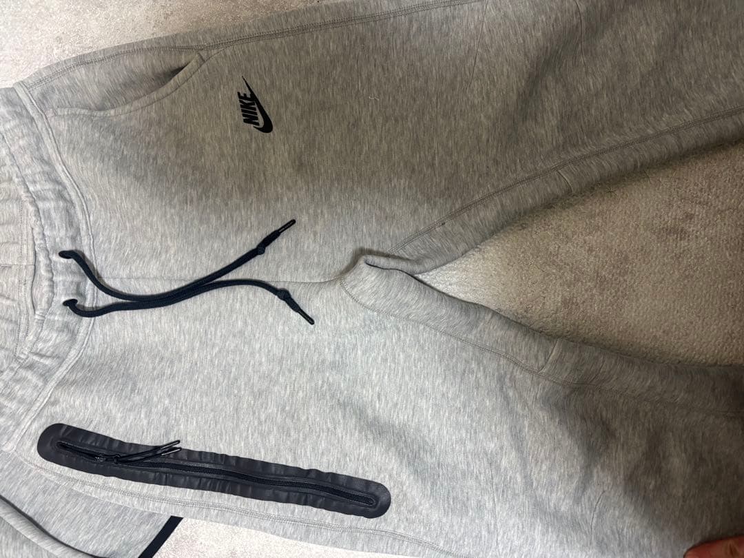 Nike テックフリースS グレー上下