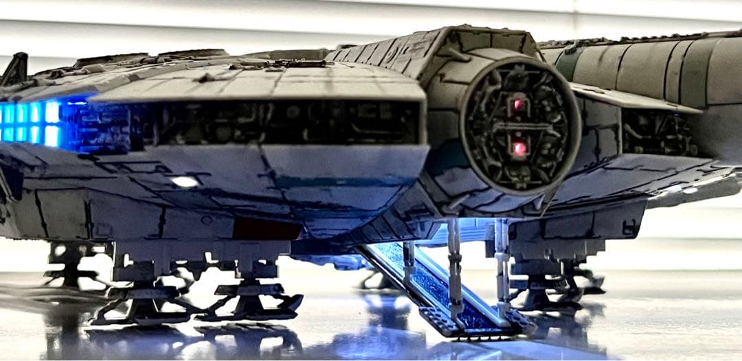 ぴっぴりん様確認用　バンダイ　ミレニアムファルコン　プラモデル　スターウォーズ