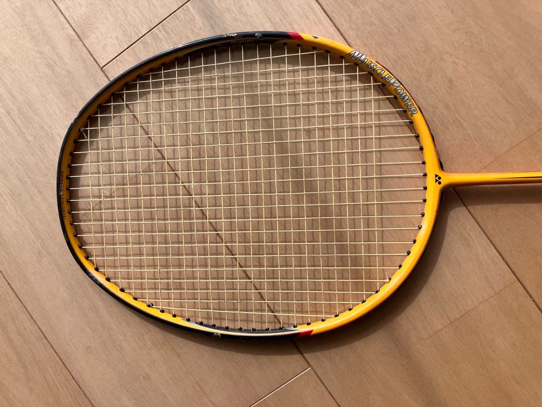 YONEX マッスルパワー90 ヒビなし ガットあり 3U G5