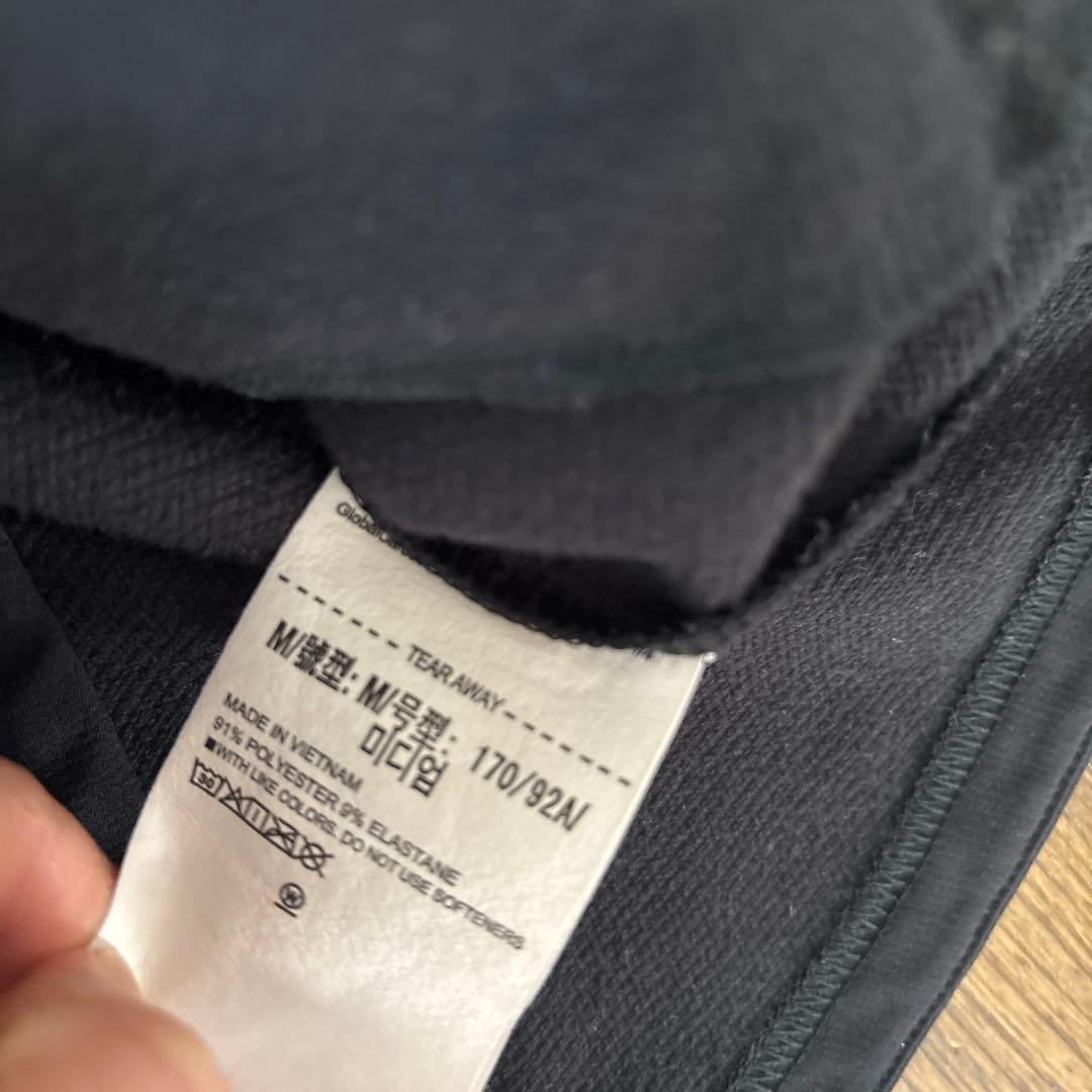 限定値下げUnder Armour ブラックジャージ上下セット M