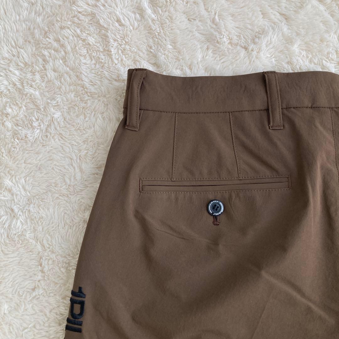 未使用品！1PIU1UGUALE3 GOLF ストレッチ　ハーフパンツ　M