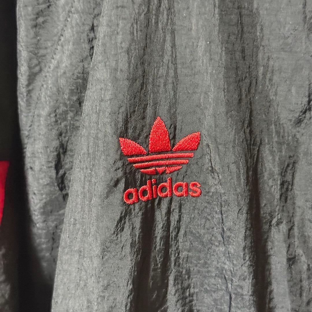 adidas ブラック レッド ストライプジャケットマンチェスター ユナイテッド