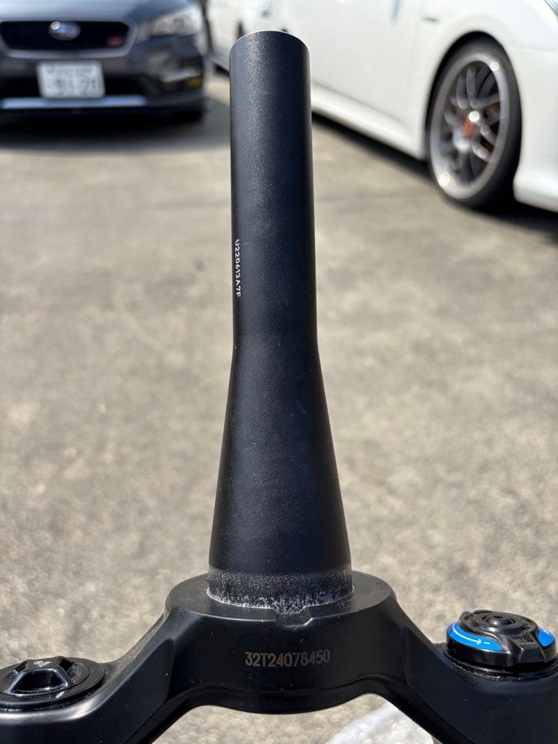 RockShox Domain フロントフォーク