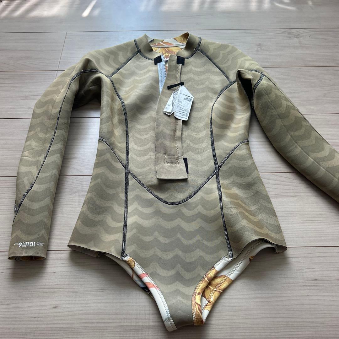 Billabong フローラル ロングスリーブスプリングウェットスーツ　サイズL