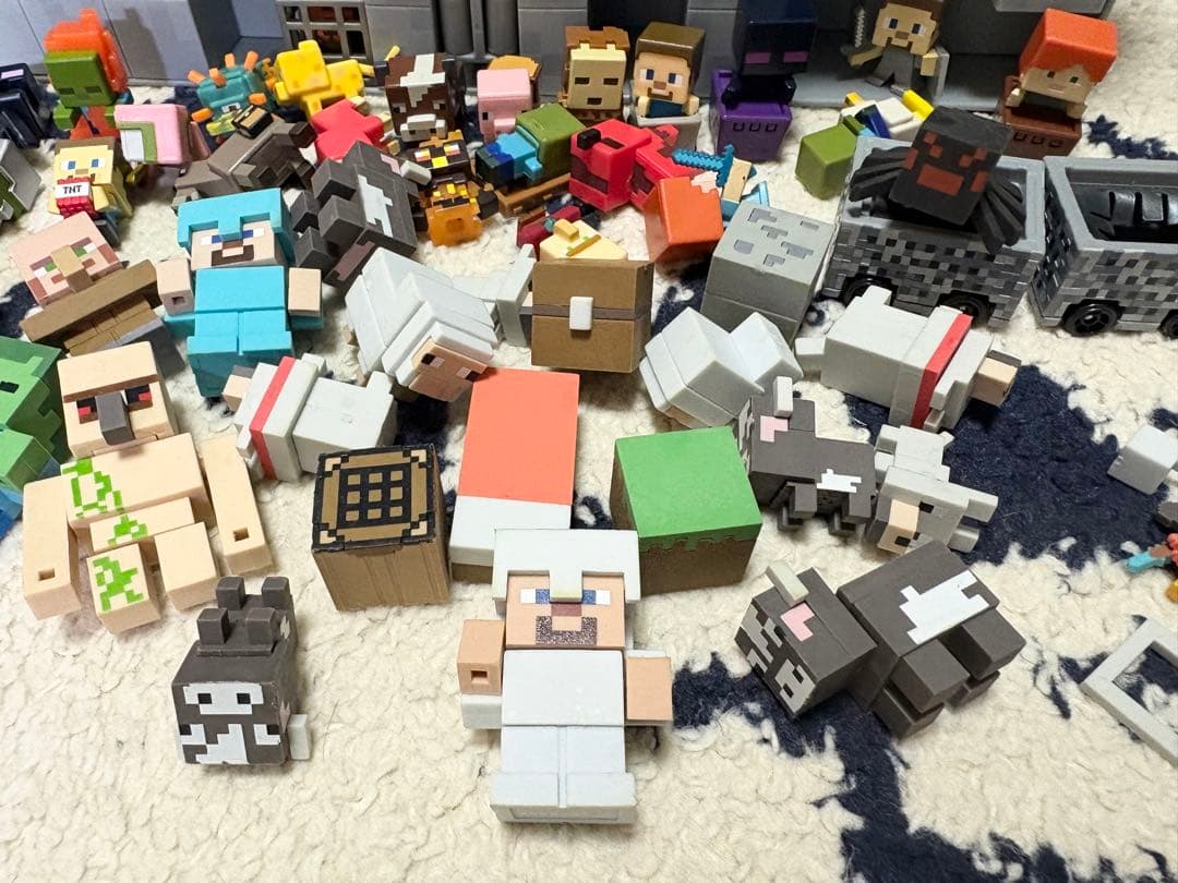 Minecraftマインクラフト マイクラ フィギュア まとめ売り 収納ケース