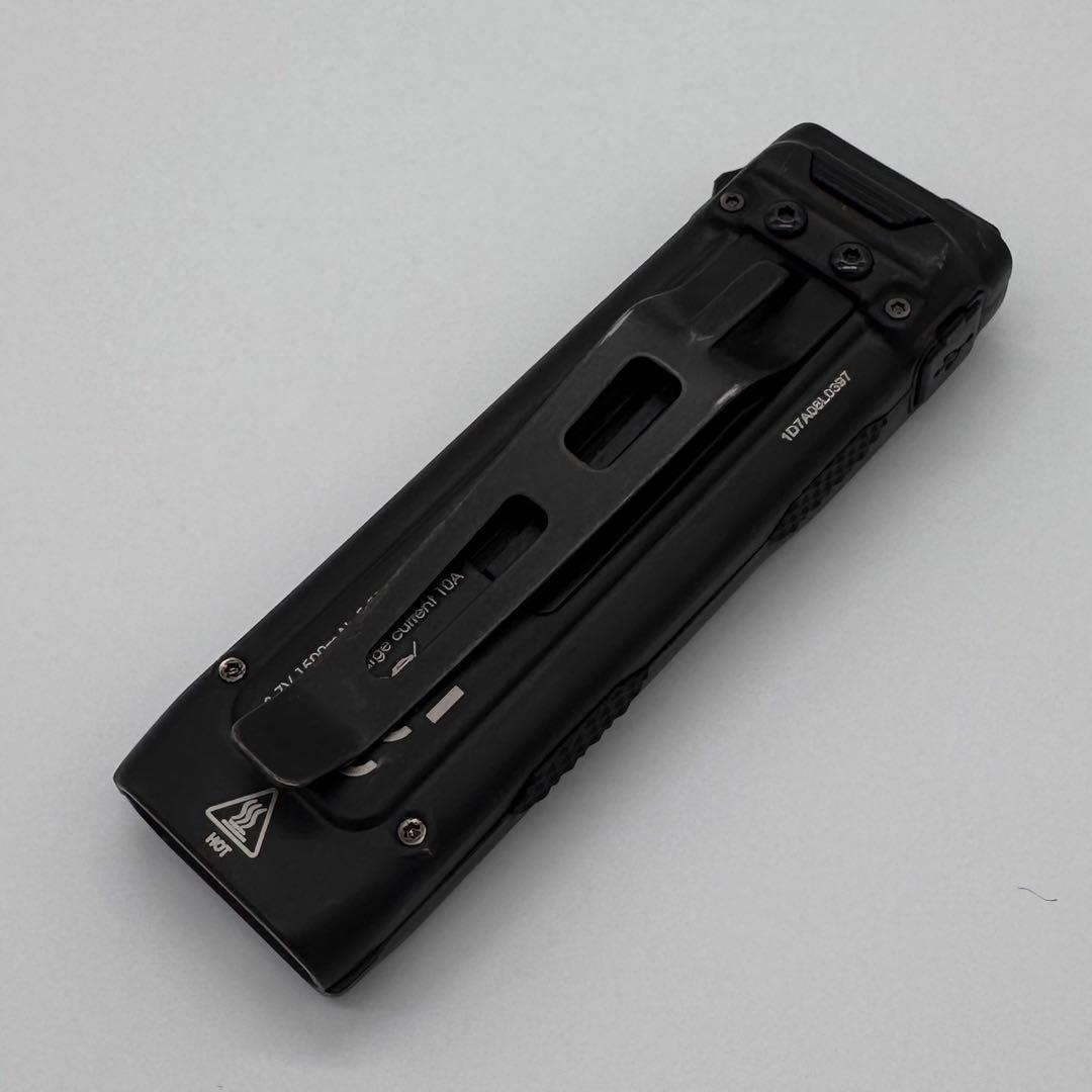 NITECORE ナイトコア EDC23 SABER LEDフラッシュライト