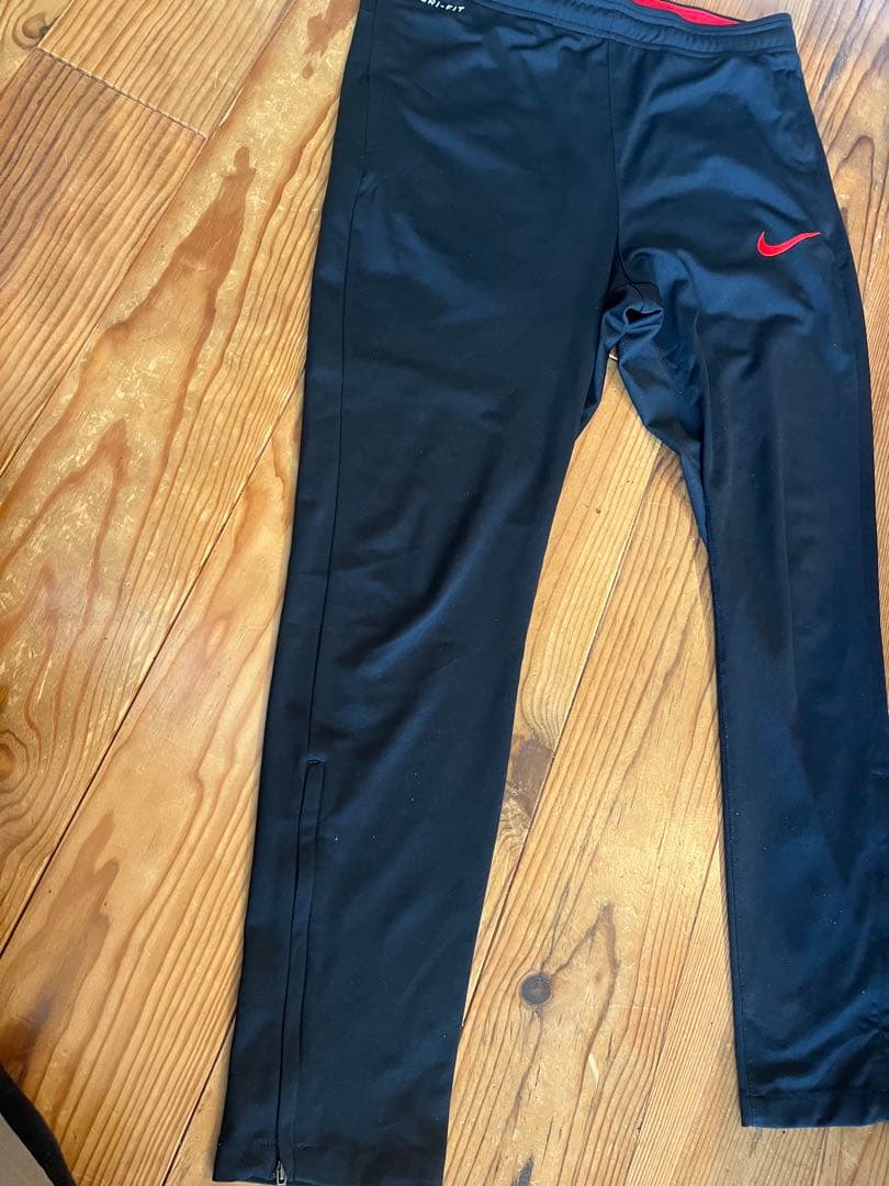 T*e様 NIKE DRI-FIT トラックスーツ　ジャージ上下　セットアップ