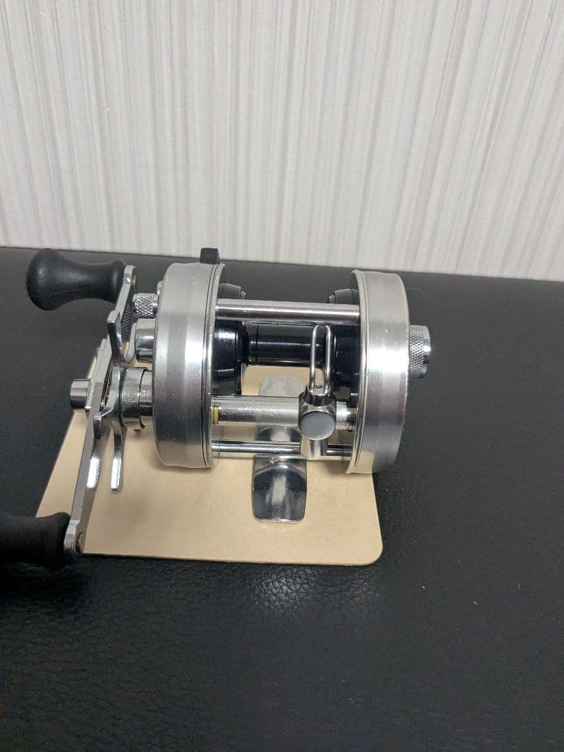 初期型 美品 ABU 2500c アブ 2500c 751100