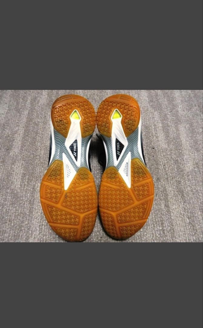 YONEX SHB65Z3 パワークッション 65Z 26.5㎝
