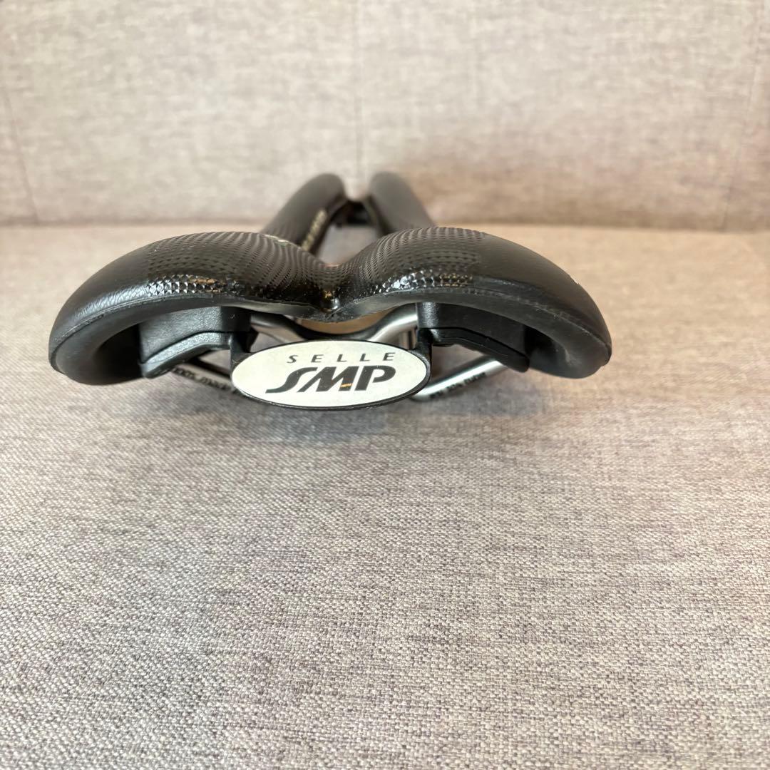 Selle SMP hell サドル　自転車　ロードバイク　イタリア