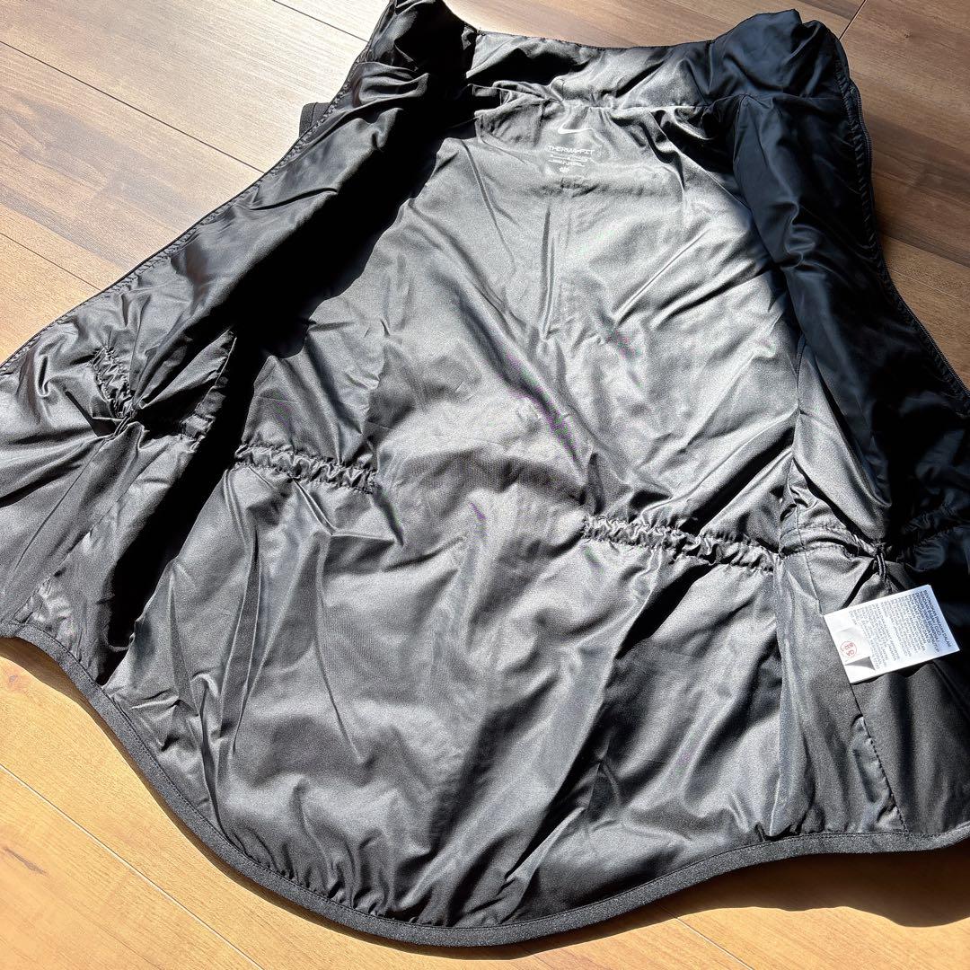 【新品】NIKE レディース ウィンドブレーカー ベスト 中綿M