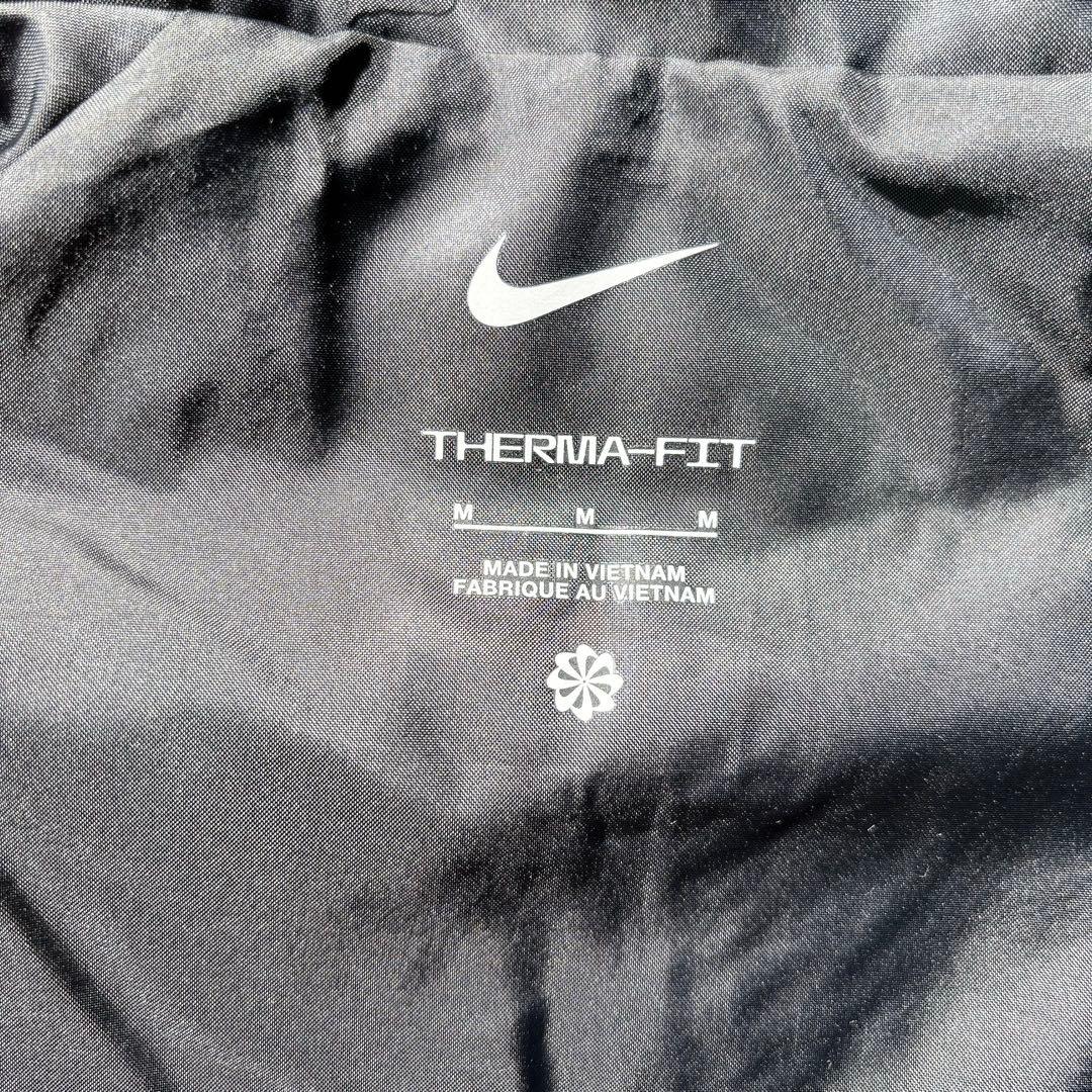 【新品】NIKE レディース ウィンドブレーカー ベスト 中綿M