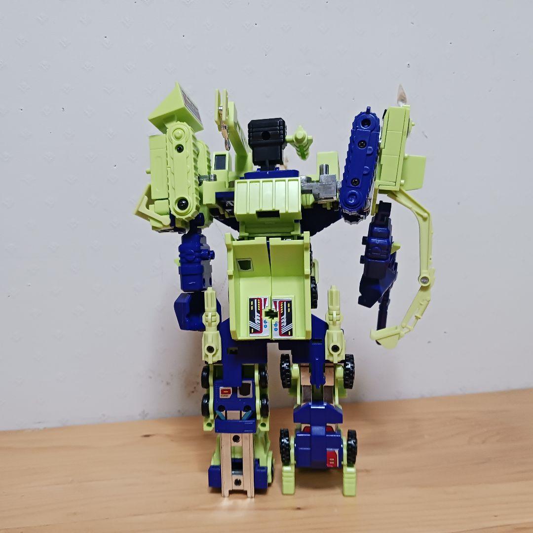 トランスフォーマー　デバスター　ビルドロン　復刻版　G1