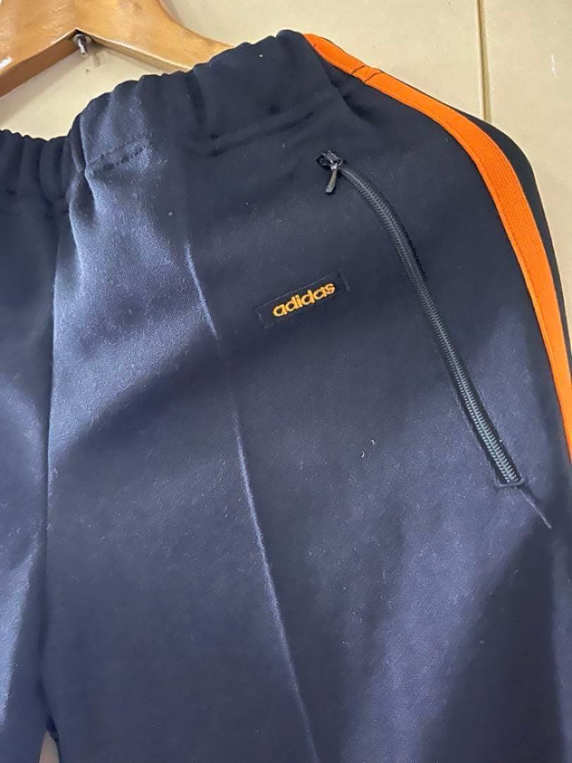 《*ん様 ★ 80s 【デサント製】 adidas トラックジャケット　ジャージ